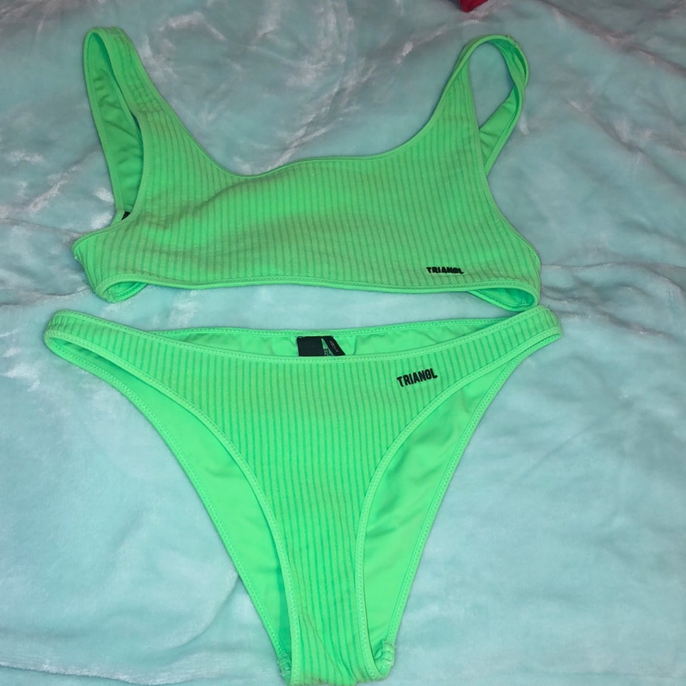Green triangl suit bottoms medium top large
